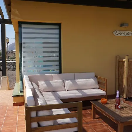 Villa Amarilla *