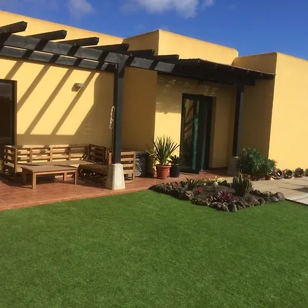 Villa Amarilla *